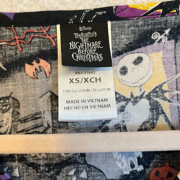 Nursing scrubs Disney Tim Burton’s Nightmare Before Christmas size XS - Picture 2 of 7